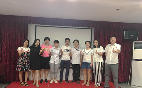  通發(fā)激光的家人們和各位美女初次見面！